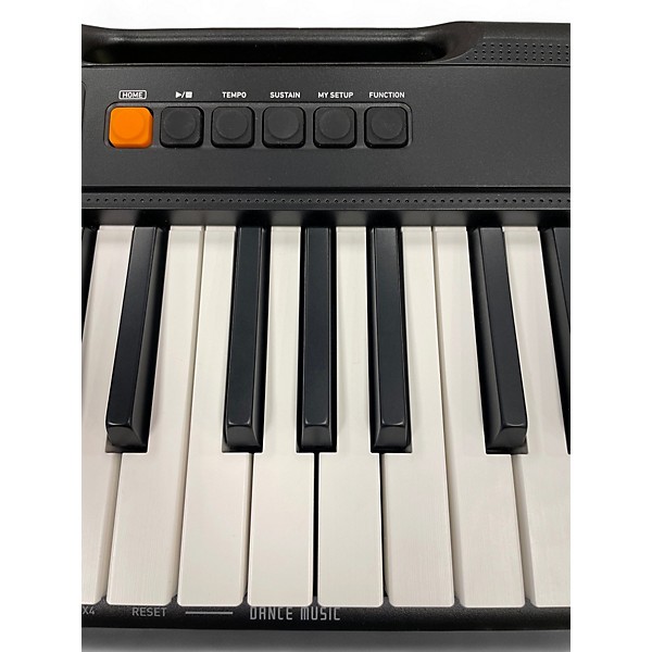 Used Casio Casiotone CT-S200 Keyboard Workstation