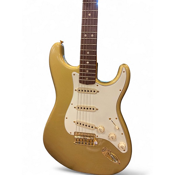 Used 2004 Fender Custom Shop 1965 Stratocaster Relic Aztec Gold Solid Body Electric Guitar