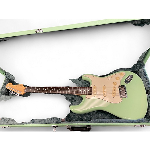 Used Fender Artist Series Jeff Beck Stratocaster Surf Green Solid Body Electric Guitar