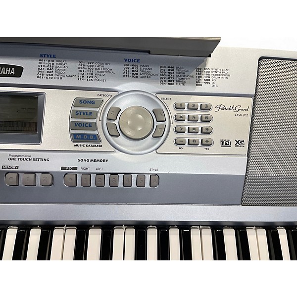 Used Yamaha DGX-202 Digital Piano