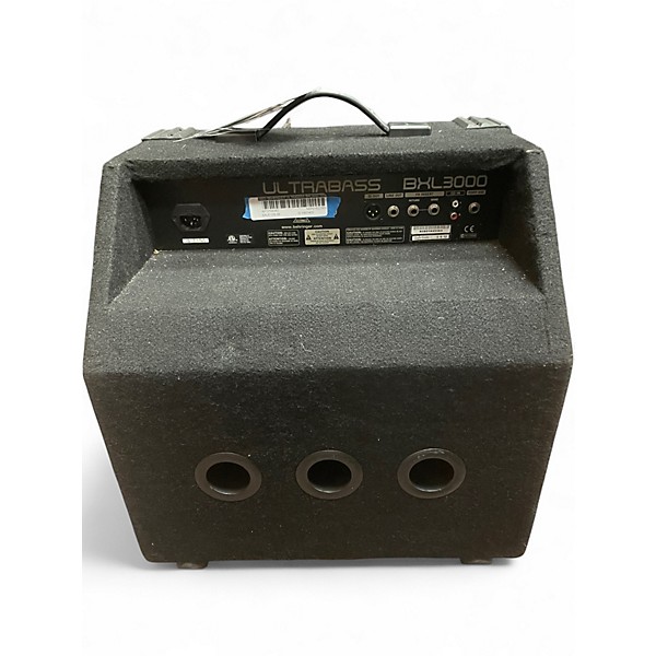 Used Behringer Ultrabass BXL3000 300W 1x15 Bass Combo Amp