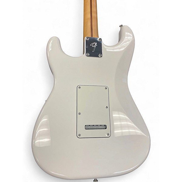 Used 2021 Fender PLAYER STRAT  Polar White Solid Body Electric Guitar