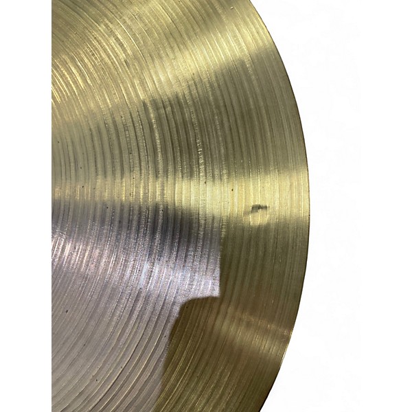 Used Zildjian 14in Avedis Crash Cymbal