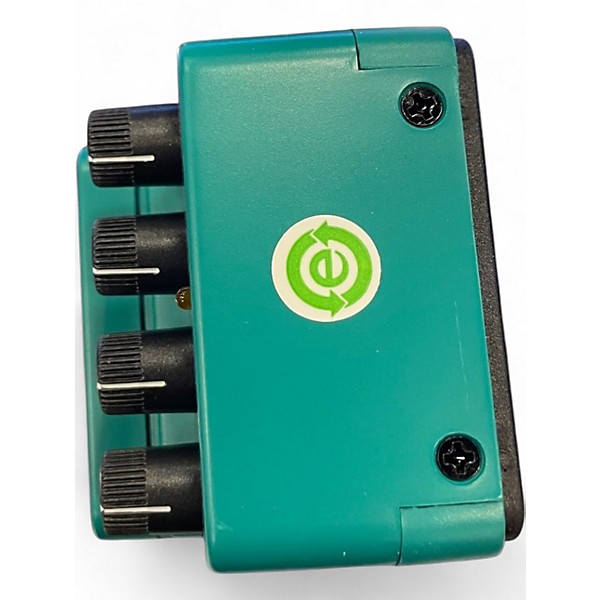 Used Behringer CS400 Compressor Sustainer Effect Pedal