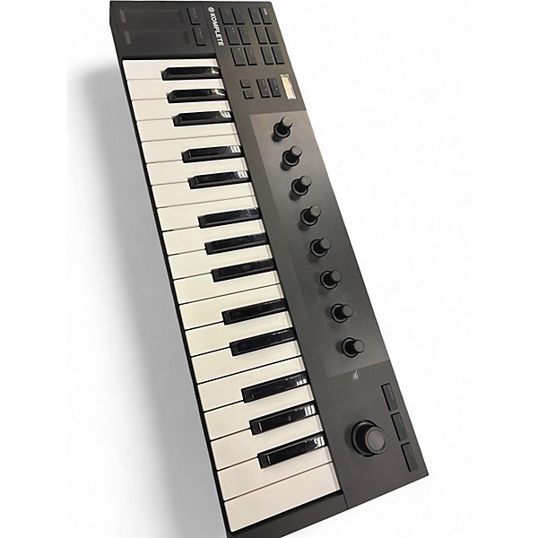 Used Native Instruments M32 MIDI Controller