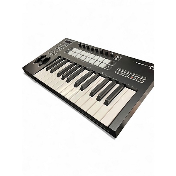 Used Novation Launchkey 25 Key MIDI Controller