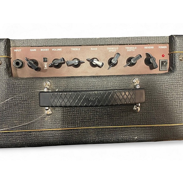 Used VOX V9168R Pathfinder 15R 15W 1X8 Guitar Combo Amp