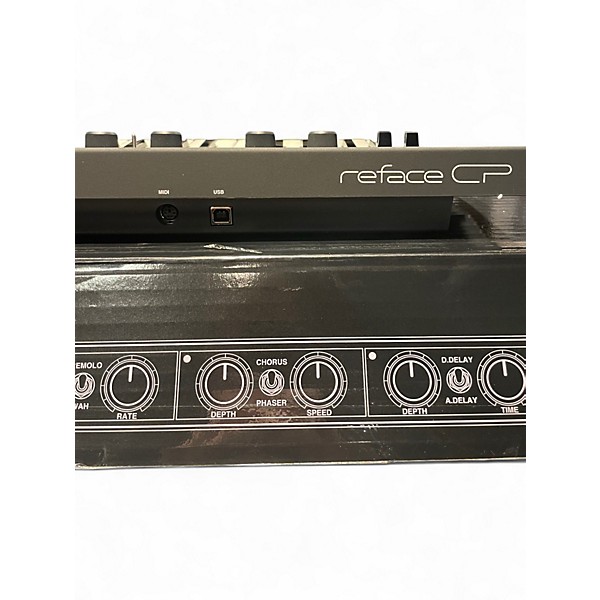 Used Yamaha E303 Keyboard Workstation