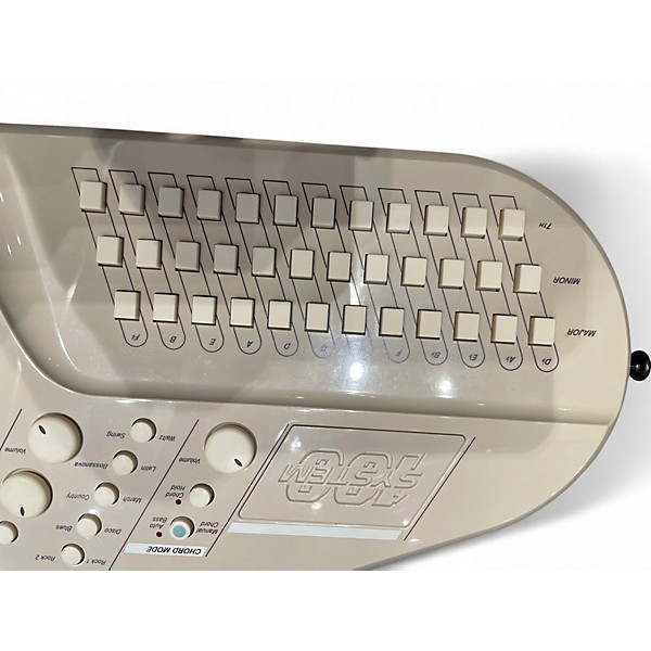Used 1980s Suzuki OMNICHORD SYSTEM 100 Portable Keyboard