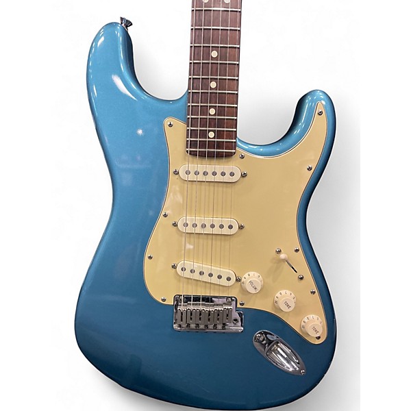 Used Fender 2007 FSR Stratocaster Lake Placid Blue Solid Body Electric Guitar