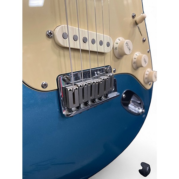 Used Fender 2007 FSR Stratocaster Lake Placid Blue Solid Body Electric Guitar