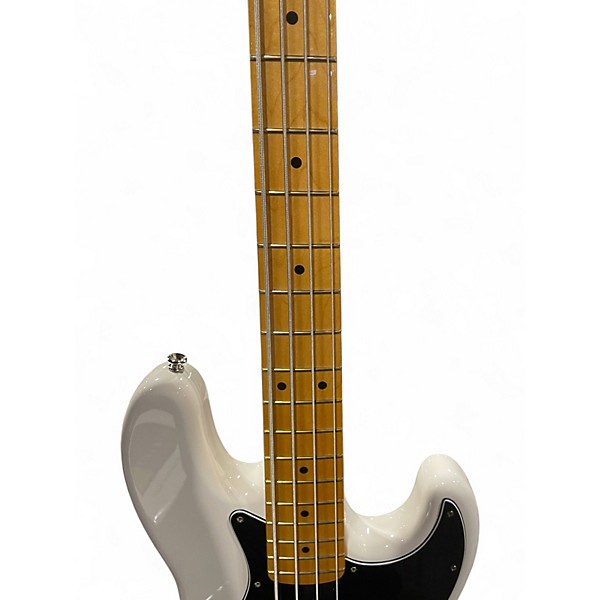 Used Fender Player Jazz Bass Alpine White Electric Bass Guitar