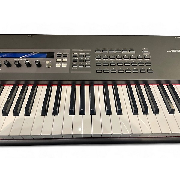 Used Yamaha S80 Synthesizer