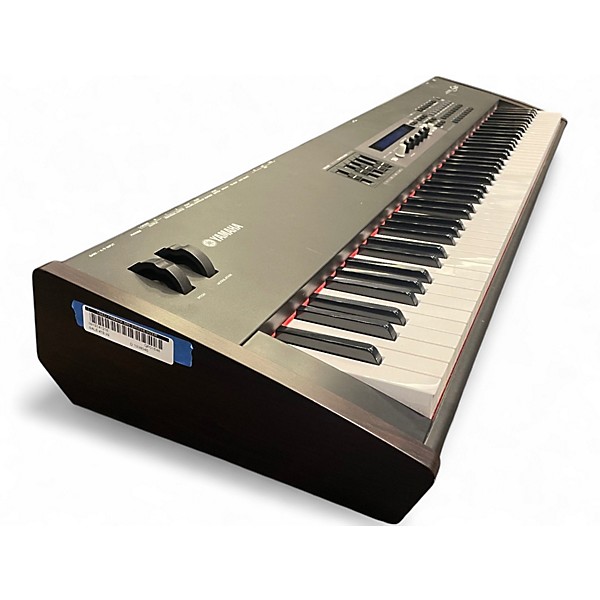 Used Yamaha S80 Synthesizer
