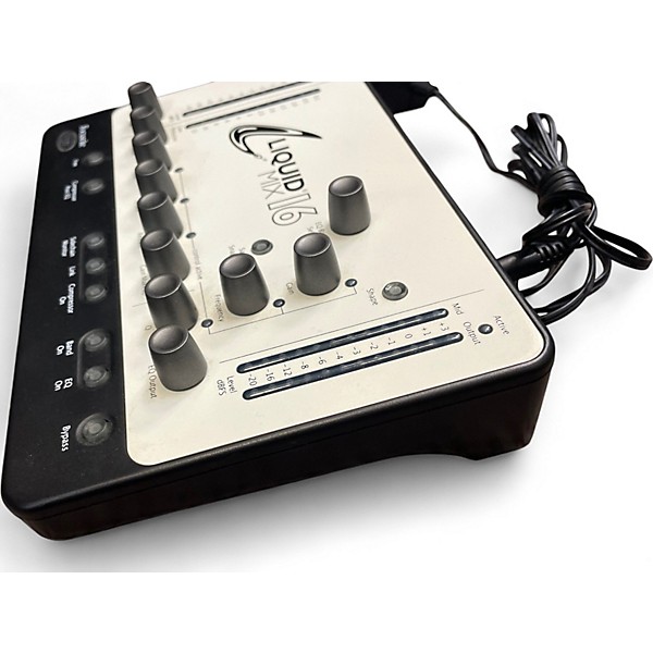 Used 2010s Focusrite Liquid Mix 16 Compressor