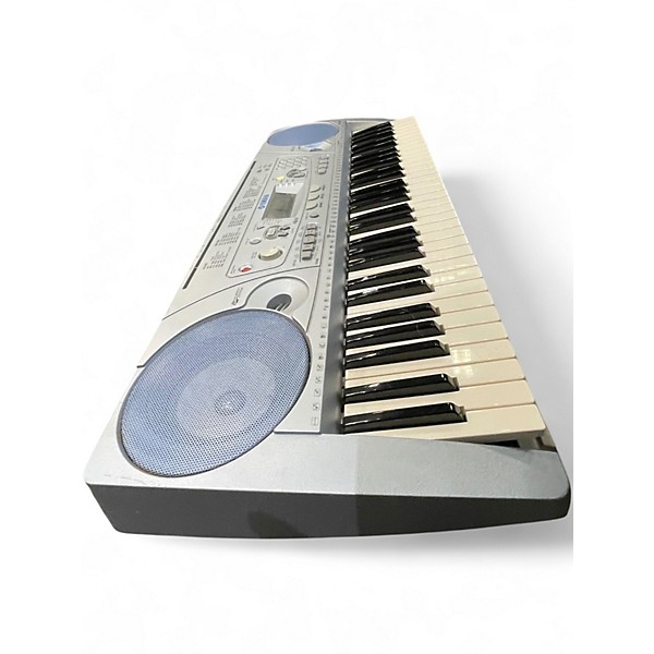 Used Yamaha psr273 Portable Keyboard