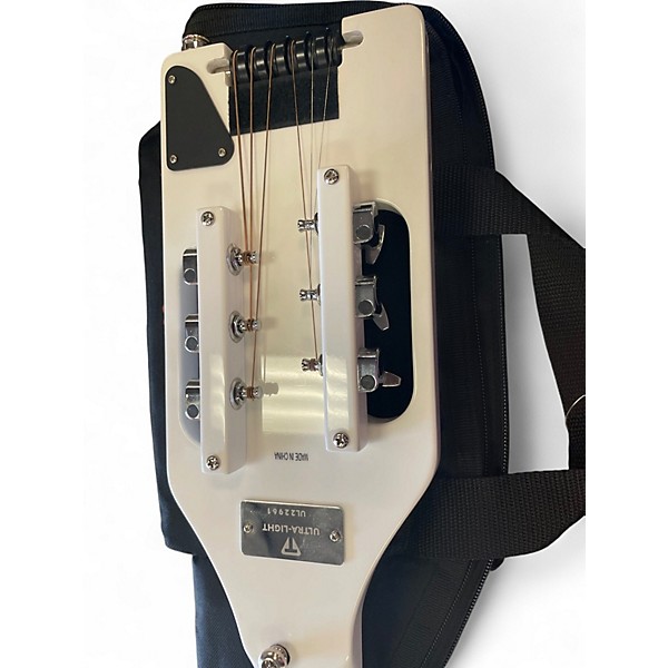 Used Traveler Guitar Ultra Light Alpine White Acoustic Guitar