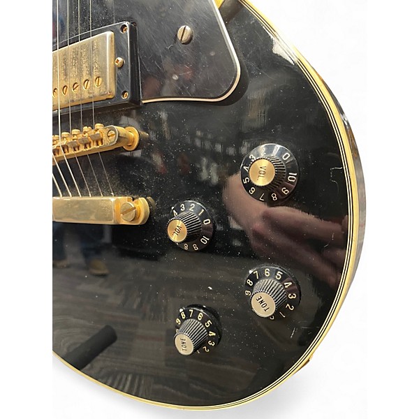 Vintage 1970s Aspen Les Paul Black and Gold Solid Body Electric Guitar