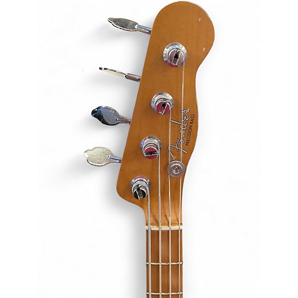 Used Fender Mike Dirnt Road Worn Precision Bass White Blonde Electric Bass Guitar