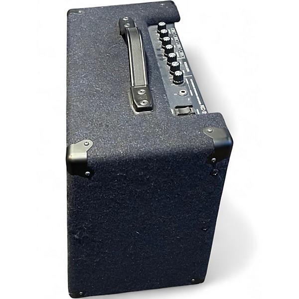 Used Roland KC200 Keyboard Amp