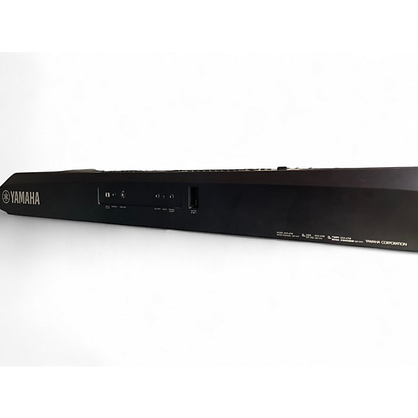 Used Yamaha DGX670 Digital Piano