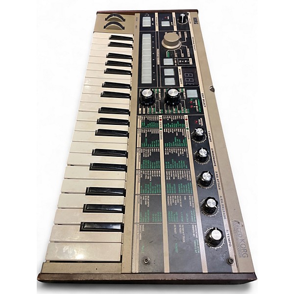 Used KORG Micro Korg 37 Key Synthesizer