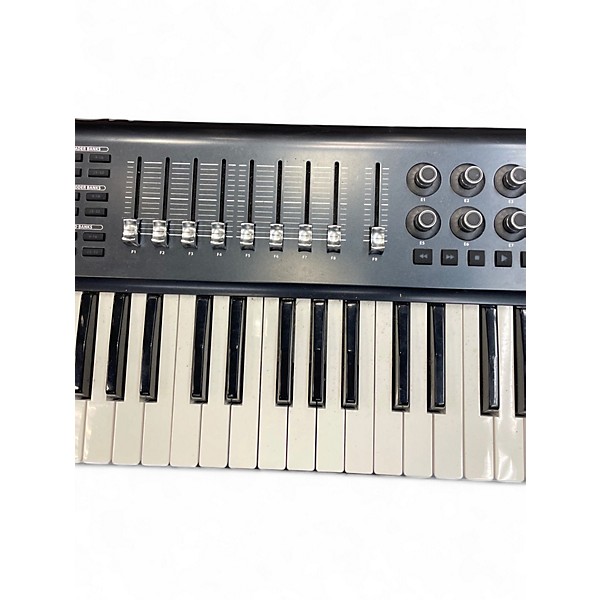 Used Behringer MOTOR 49 Keyboard Workstation