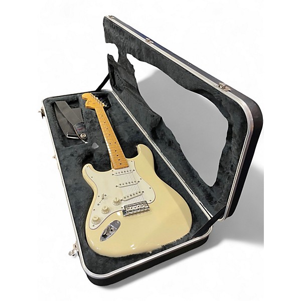 Used Fender 1968 Reissue Left Handed Stratocaster Made In Japan Olympic White Solid Body Electric Guitar