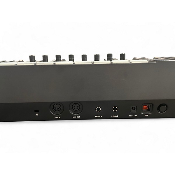 Used Native Instruments Komplete Kontrol S88 MK2 MIDI Controller