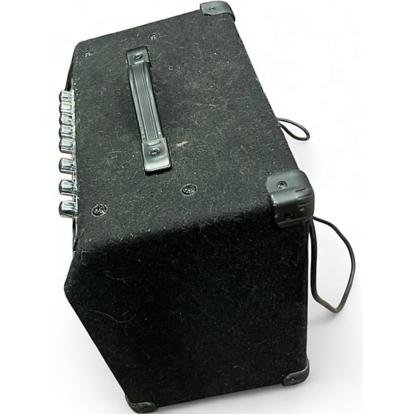 Used Line 6 LD15 Lowdown 15W 1X8 Bass Combo Amp