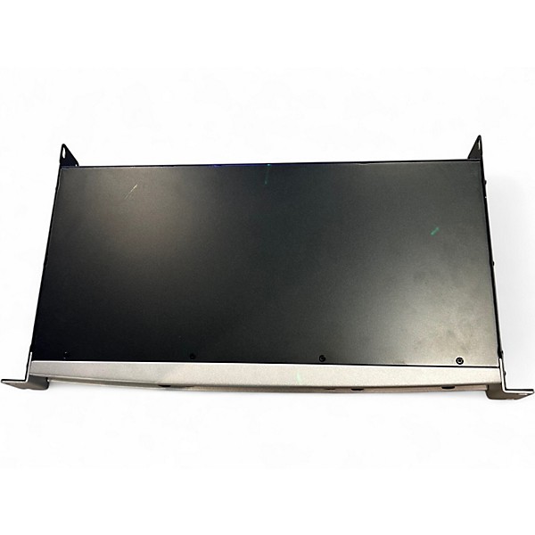 Used Behringer EPQ304 Power Amp