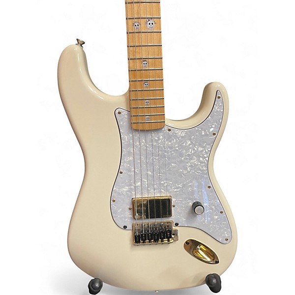 Used Fender MODDED 60th Anniversary Stratocaster Alpine White Solid Body Electric Guitar