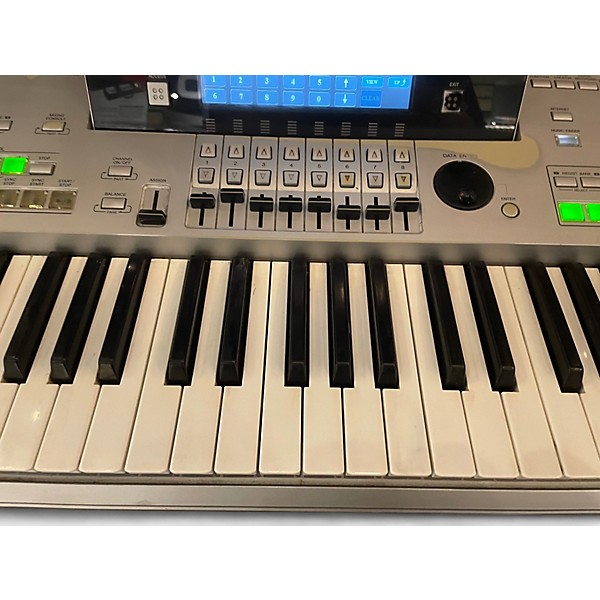 Used Yamaha Tyros 3 Keyboard Workstation