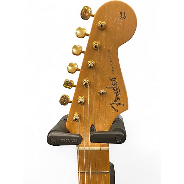 Used Fender Deluxe Player Stratocaster Lake Placid Blue Solid Body Electric Guitar