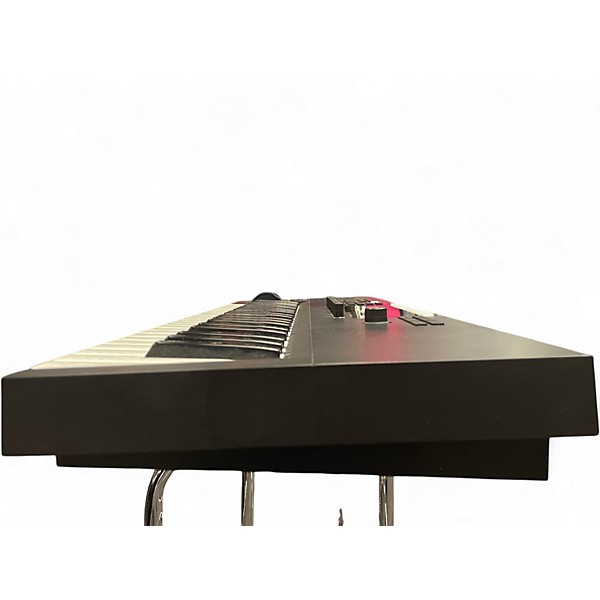 Used Native Instruments Komplete Kontrol S49 MIDI Controller