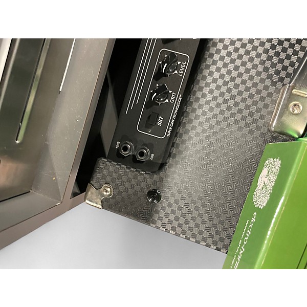 Used Ampeg rb-210 Bass Combo Amp