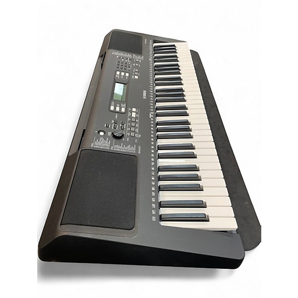 Used Yamaha PSRE373 61 Key Portable Keyboard