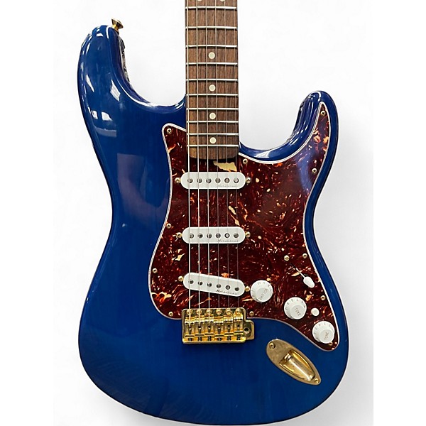 Used Fender Deluxe Stratocaster Blue Sapphire Solid Body Electric Guitar
