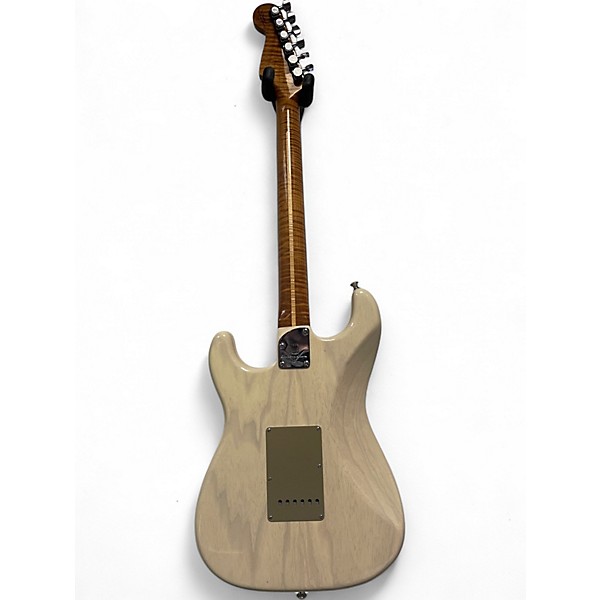 Used 2024 Fender B2 AMERICAN CUSTOM STRATOCASTER MN NOS Honey Blonde Solid Body Electric Guitar