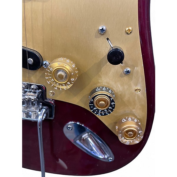 Used 2006 Fender Standard Stratocaster Midnight Wine Solid Body Electric Guitar