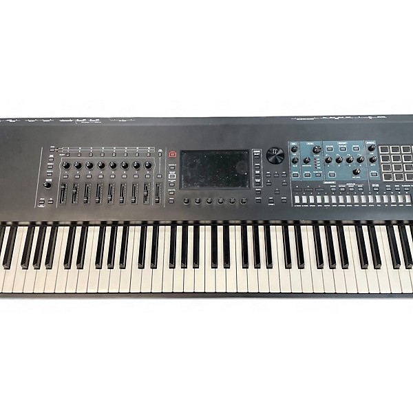 Used Roland Fantom 8 Keyboard Workstation