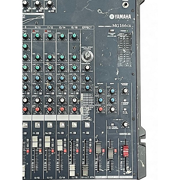 Used Yamaha MG166X Powered Mixer