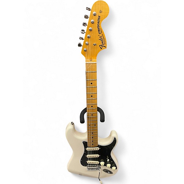Used Fender Highway One Stratocaster 3 Color Sunburst Solid Body Electric Guitar