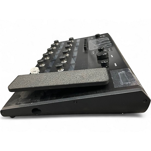 Used Line 6 Helix Effect Processor