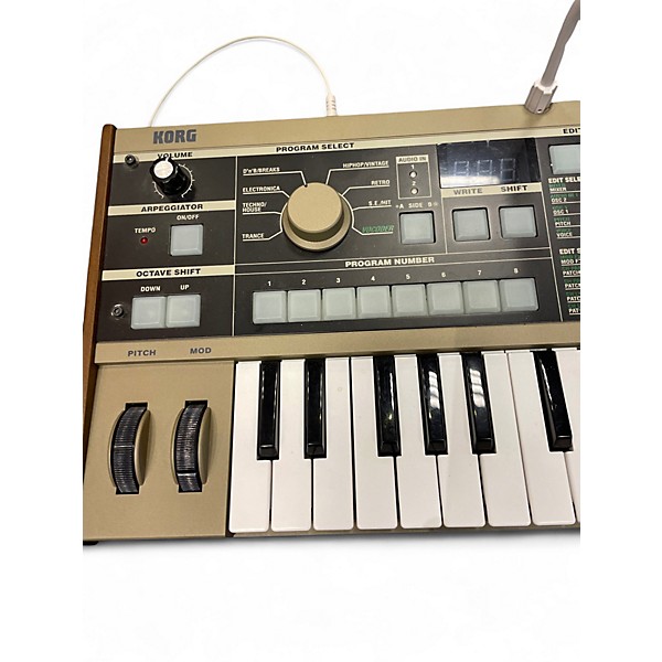 Used KORG Micro Korg 37 Key Synthesizer
