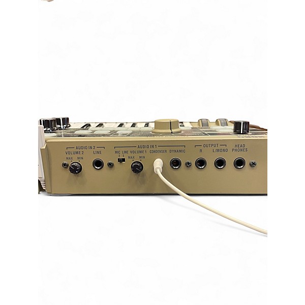 Used KORG Micro Korg 37 Key Synthesizer