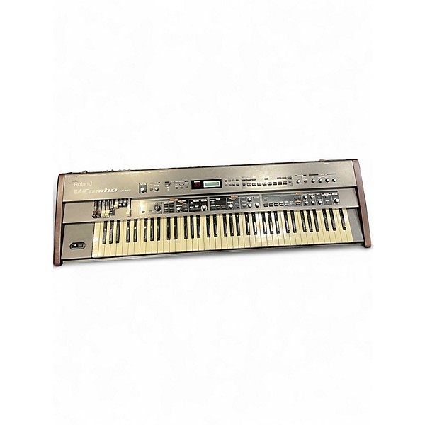 Used Roland VR760 Organ