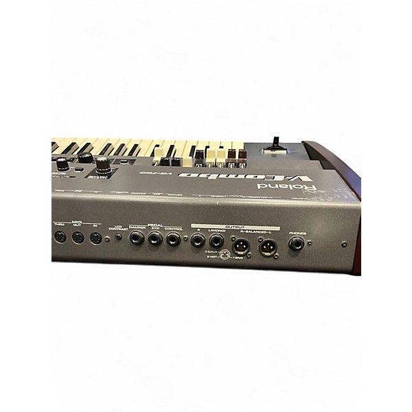Used Roland VR760 Organ