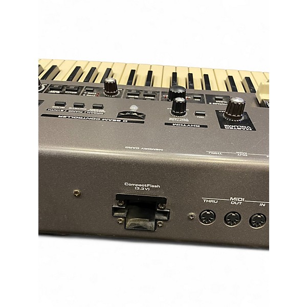 Used Roland VR760 Organ
