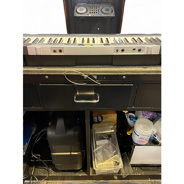 Used Casio  LK-175 Portable Keyboard